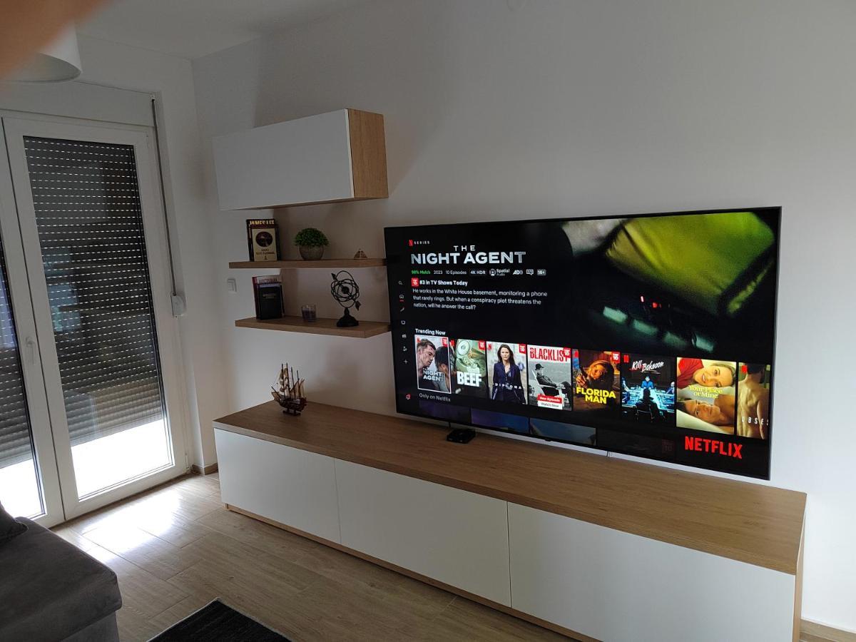 Lovely One Bedroom Apartment Ub Bagian luar foto